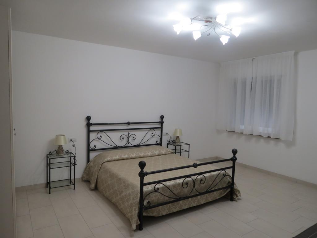 Artisti Rooms Ravenna Phòng bức ảnh